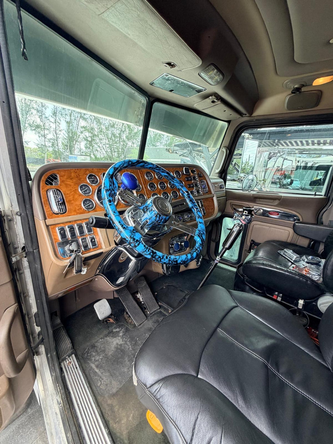 2007 Peterbilt 389 EXHD