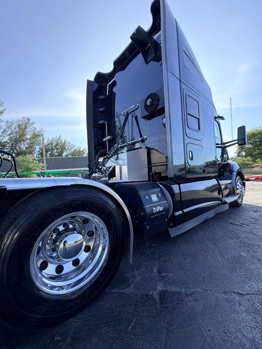 2017 KW T680 w/a 2018 Cottrell 5307 XL
