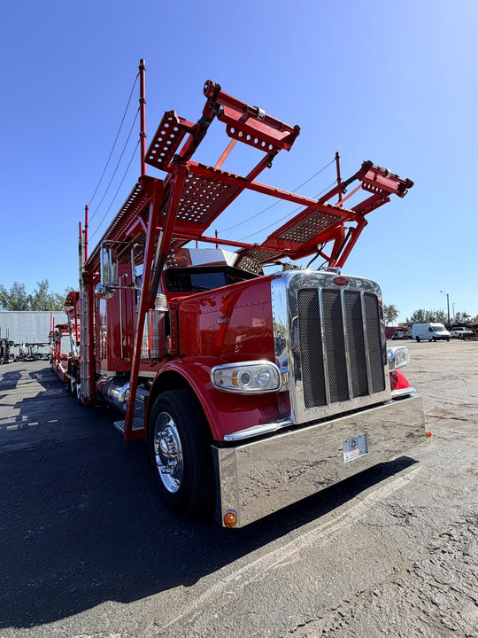 2022 Peterbilt 389 w/a 2020 Cottrell LSFA 80’
