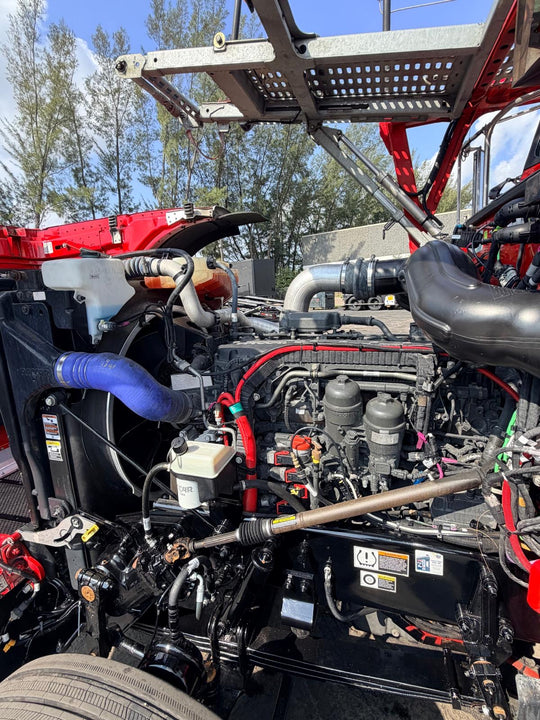 2024 Peterbilt 389 w/a 2023 Lohr G20