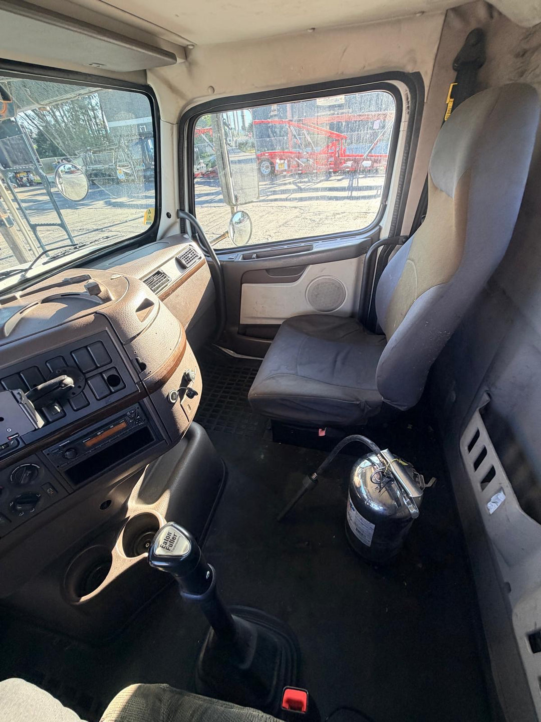 2015 Volvo VAH62200