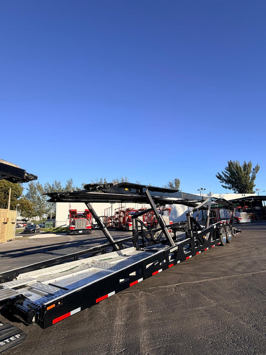 2019 Peterbilt 389 w/a 2019 Cottrell CX09 LSFA 80’