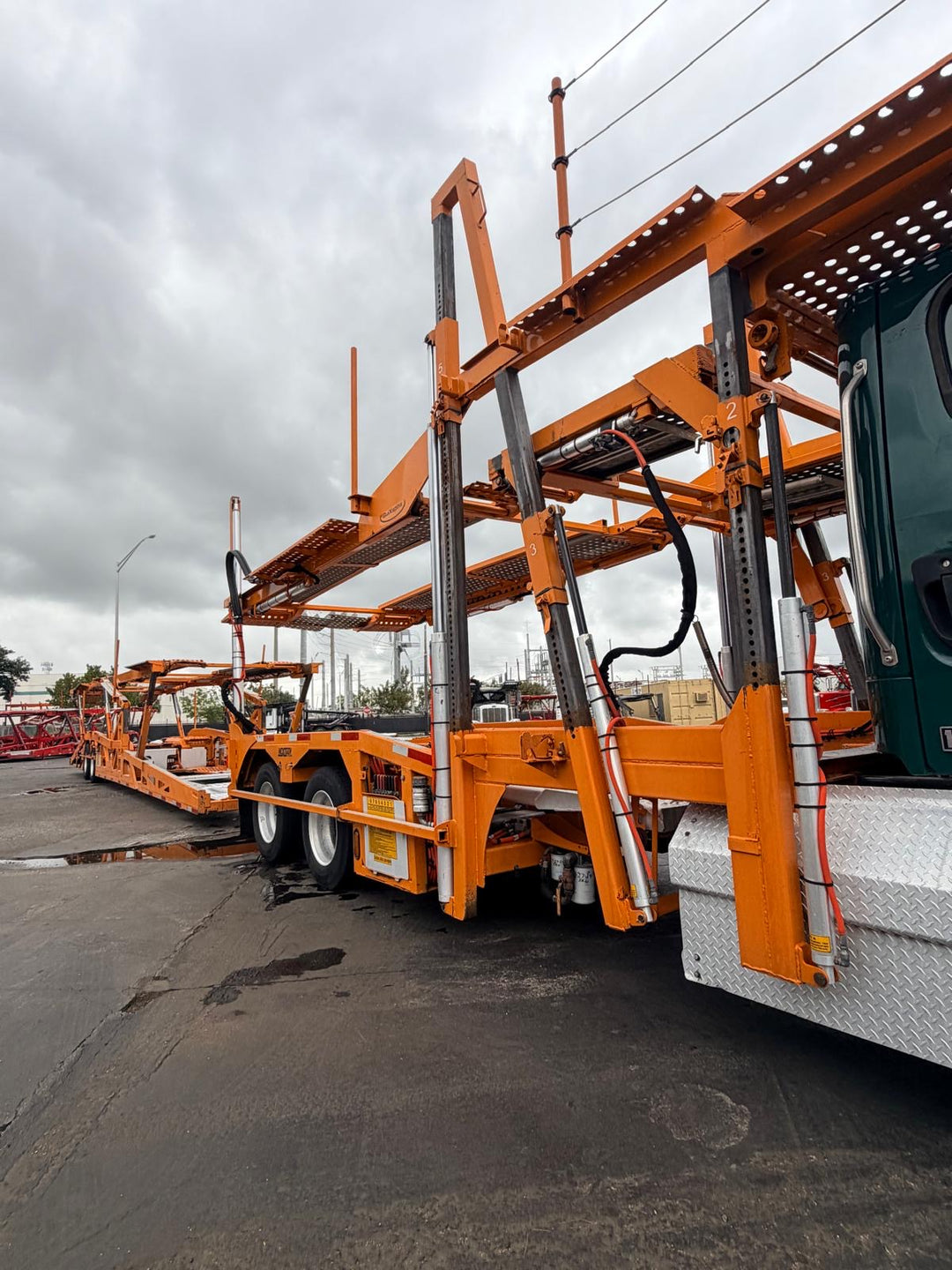 2020 Freightliner 114SD w/a 2020 Cottrell CX09 LSFA 80 Footer