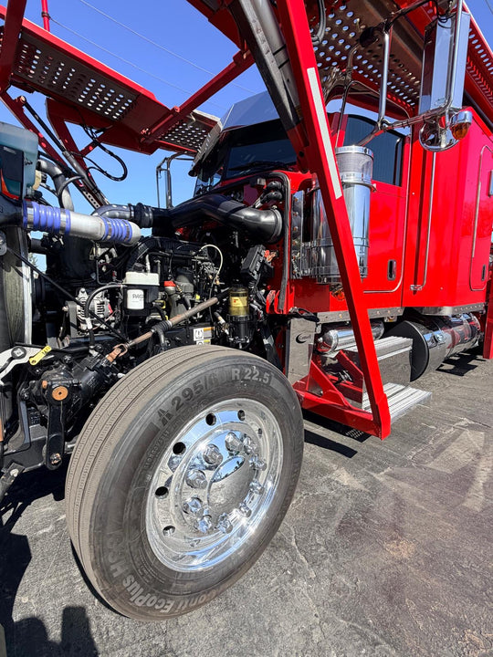 2022 Peterbilt 389 w/a 2020 Cottrell LSFA 80’