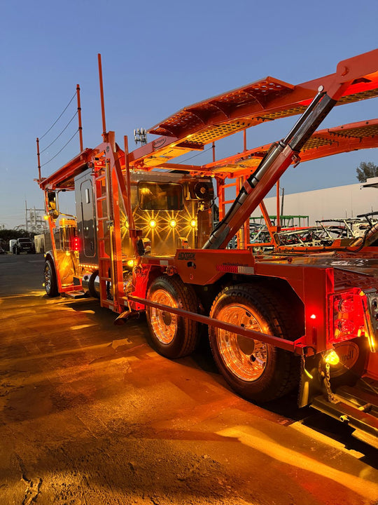 2020 Peterbilt 389 w/a 2021 Cottrell LSFA 80”