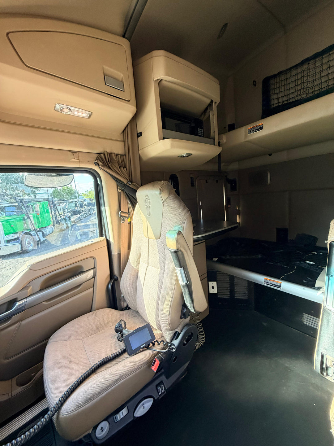 2017 KW T680 w/a 2018 Cottrell 5307 XL