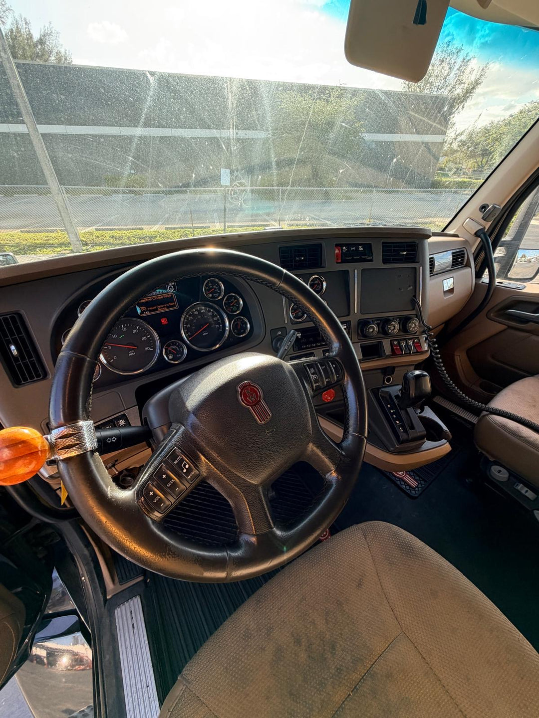 2017 KW T680