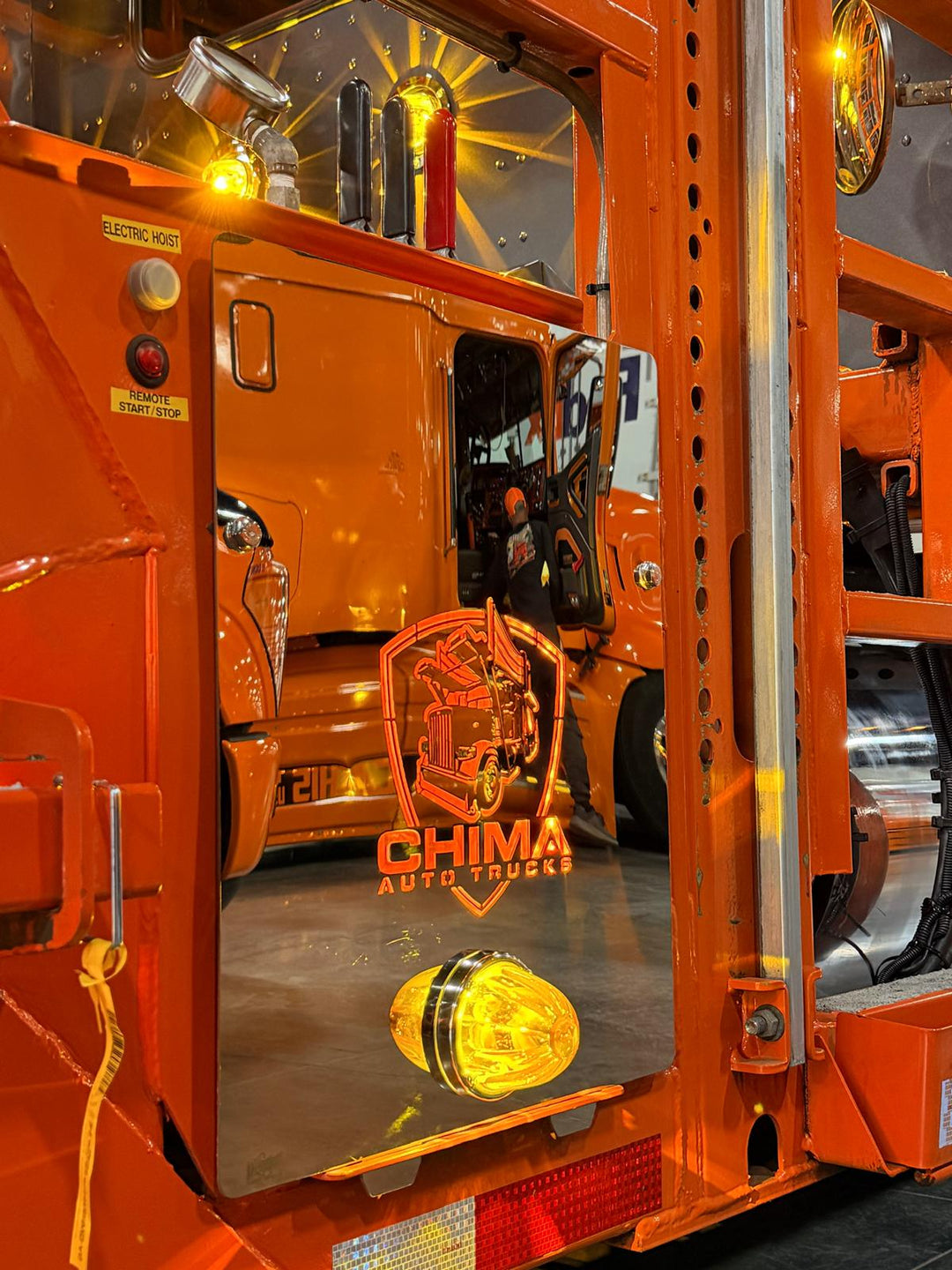 2020 Peterbilt 389 w/a 2021 Cottrell LSFA 80”