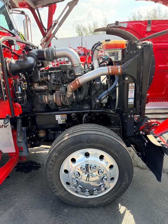 2024 Peterbilt 389 w/a 2023 Lohr G20