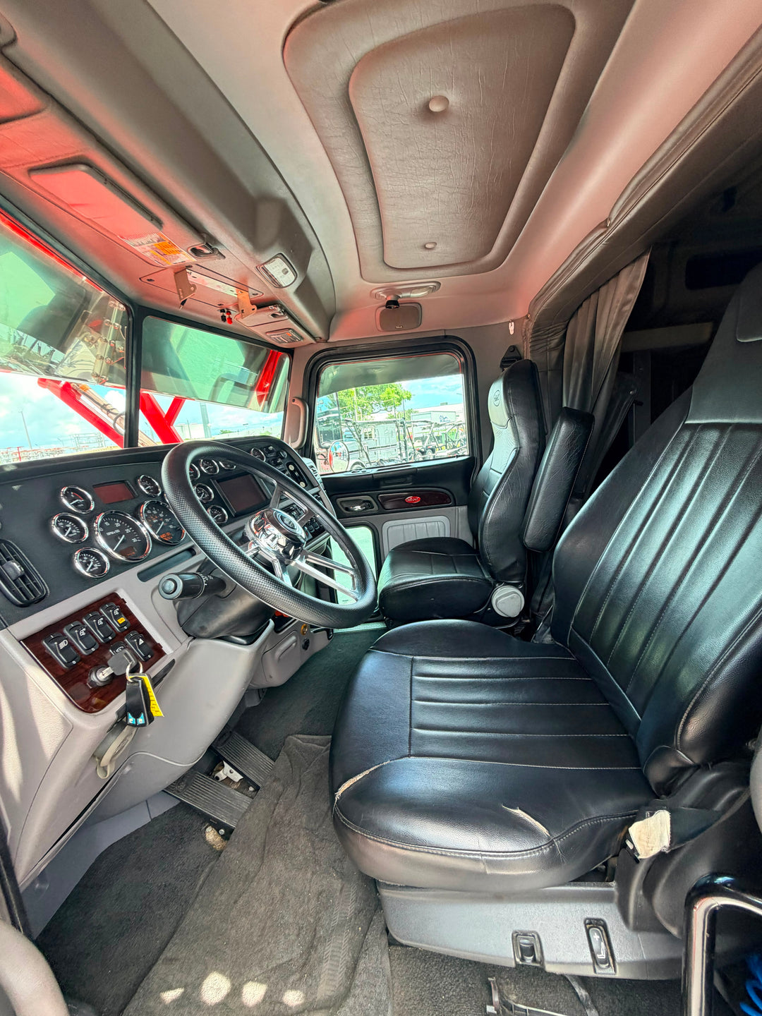 2018 Peterbilt 389