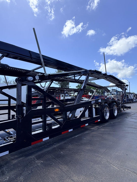2024 Peterbilt 389 w/a 2024 Cottrell CX09 LSFA 80”