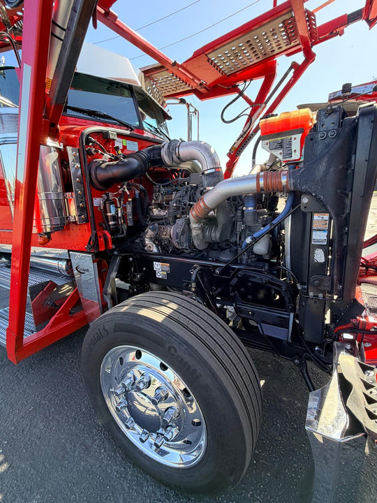 2022 Peterbilt 389 w/a 2020 Cottrell LSFA 80’