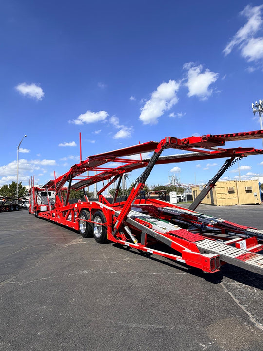 2020 Peterbilt 389 w/a 2021 Cottrell LSFA 80’