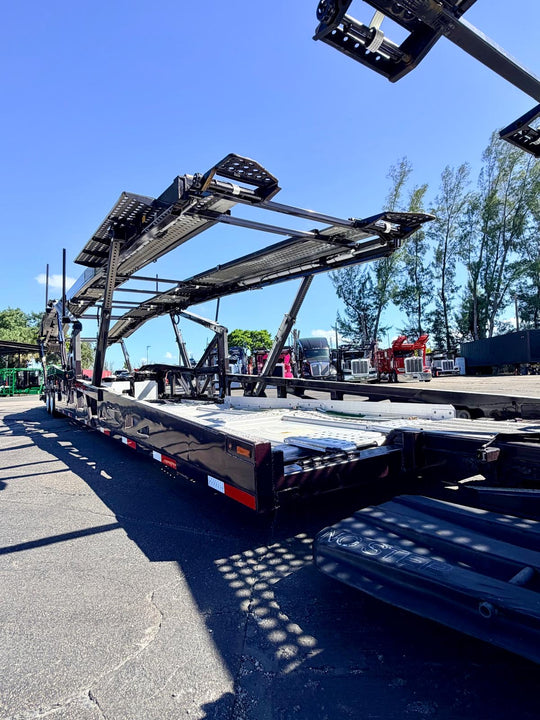 2021 Peterbilt 389 w/a 2022 Cottrell LSFA 80”