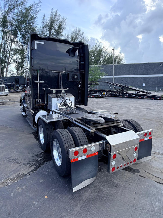 2017 KW T680