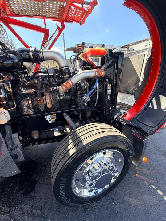 2020 Peterbilt 389 w/a 2021 Cottrell LSFA 80’