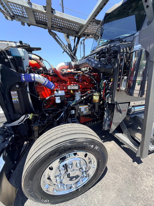 2024 Peterbilt 389 w/a 2023 Lohr G20