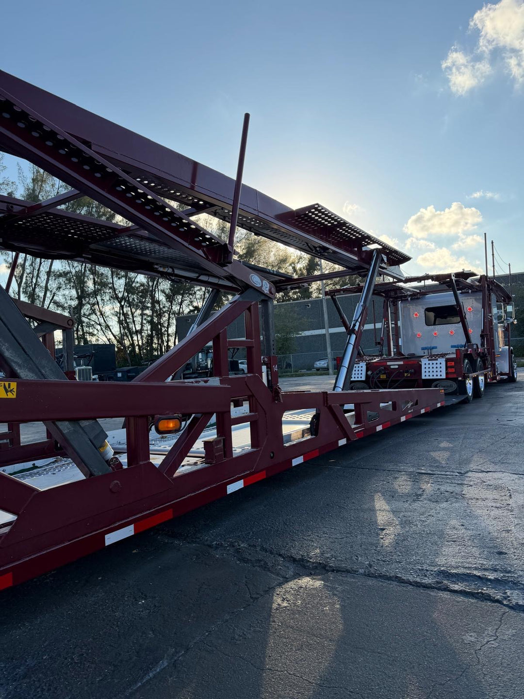 2019 Peterbilt 389 w/a 2019 Cottrell CX-09 LSFA 80 Footer