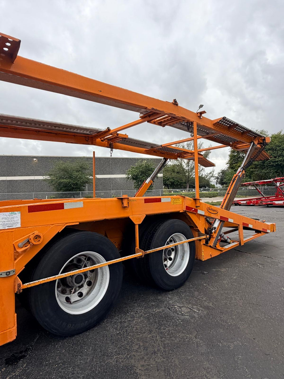 2020 Freightliner 114SD w/a 2020 Cottrell CX09 LSFA 80 Footer