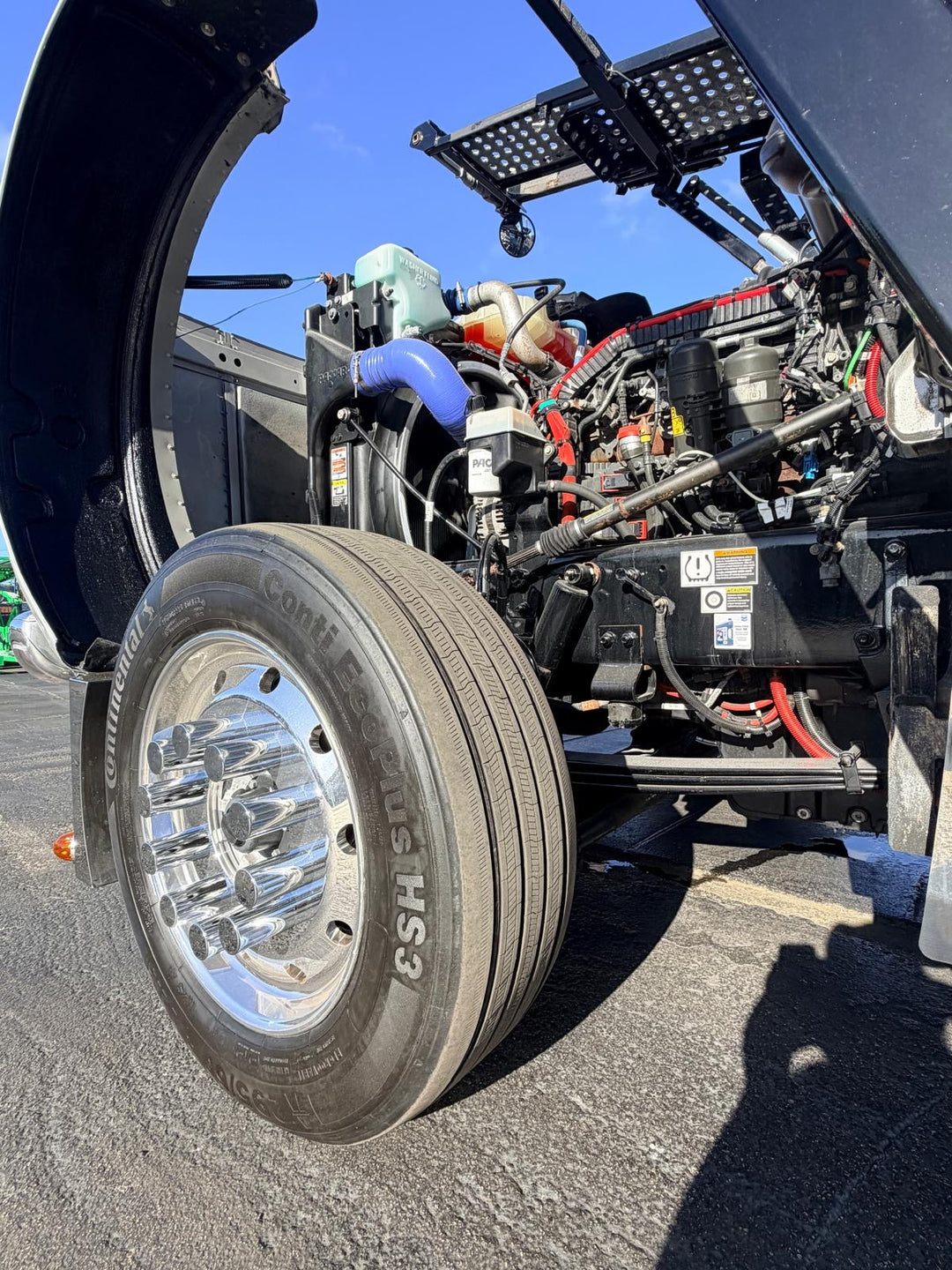 2024 Peterbilt 389 w/a 2024 Cottrell CX09 LSFA 80”