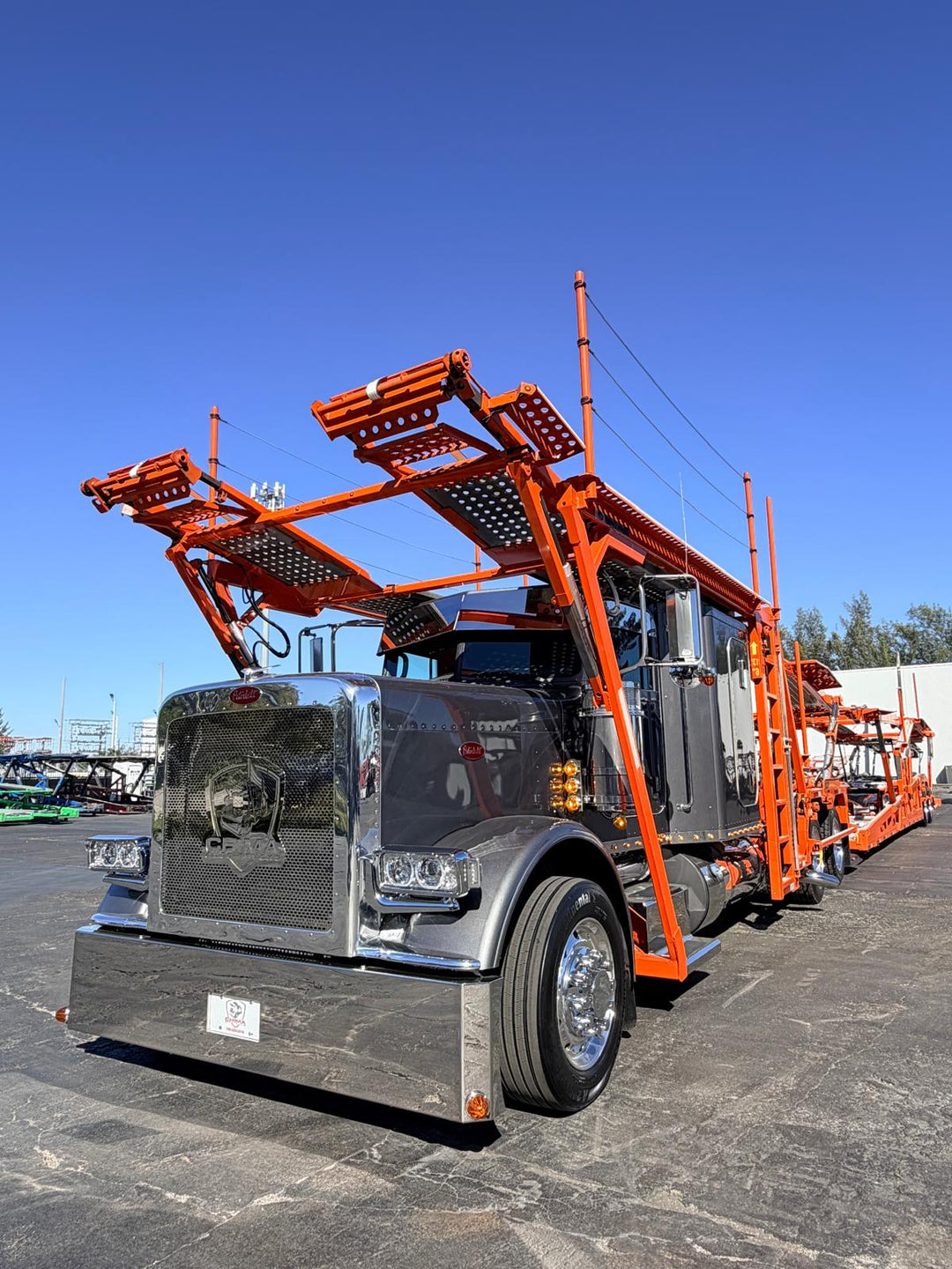2020 Peterbilt 389 w/a 2021 Cottrell LSFA 80”