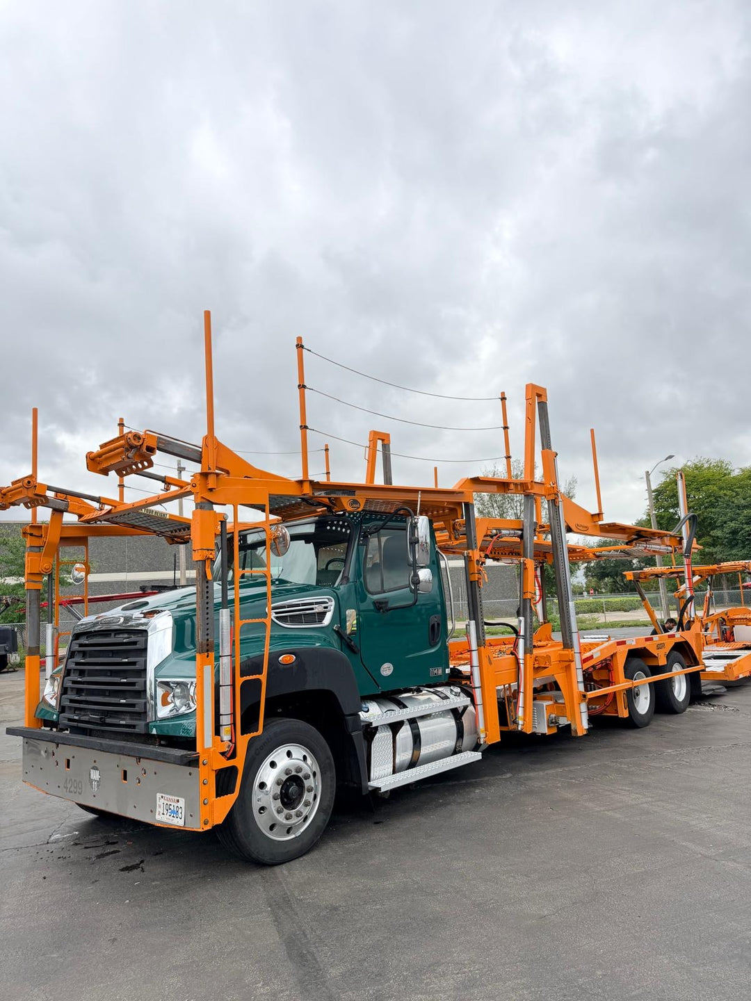 2020 Freightliner 114SD w/a 2020 Cottrell CX09 LSFA 80 Footer