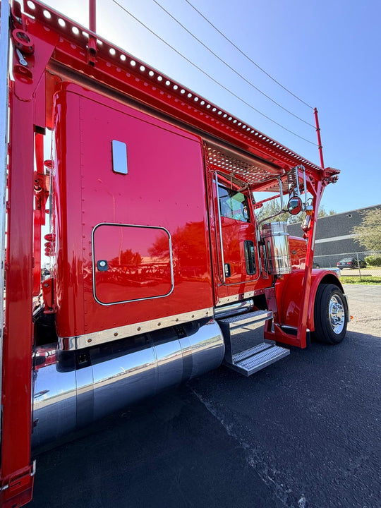 2022 Peterbilt 389 w/a 2020 Cottrell LSFA 80’