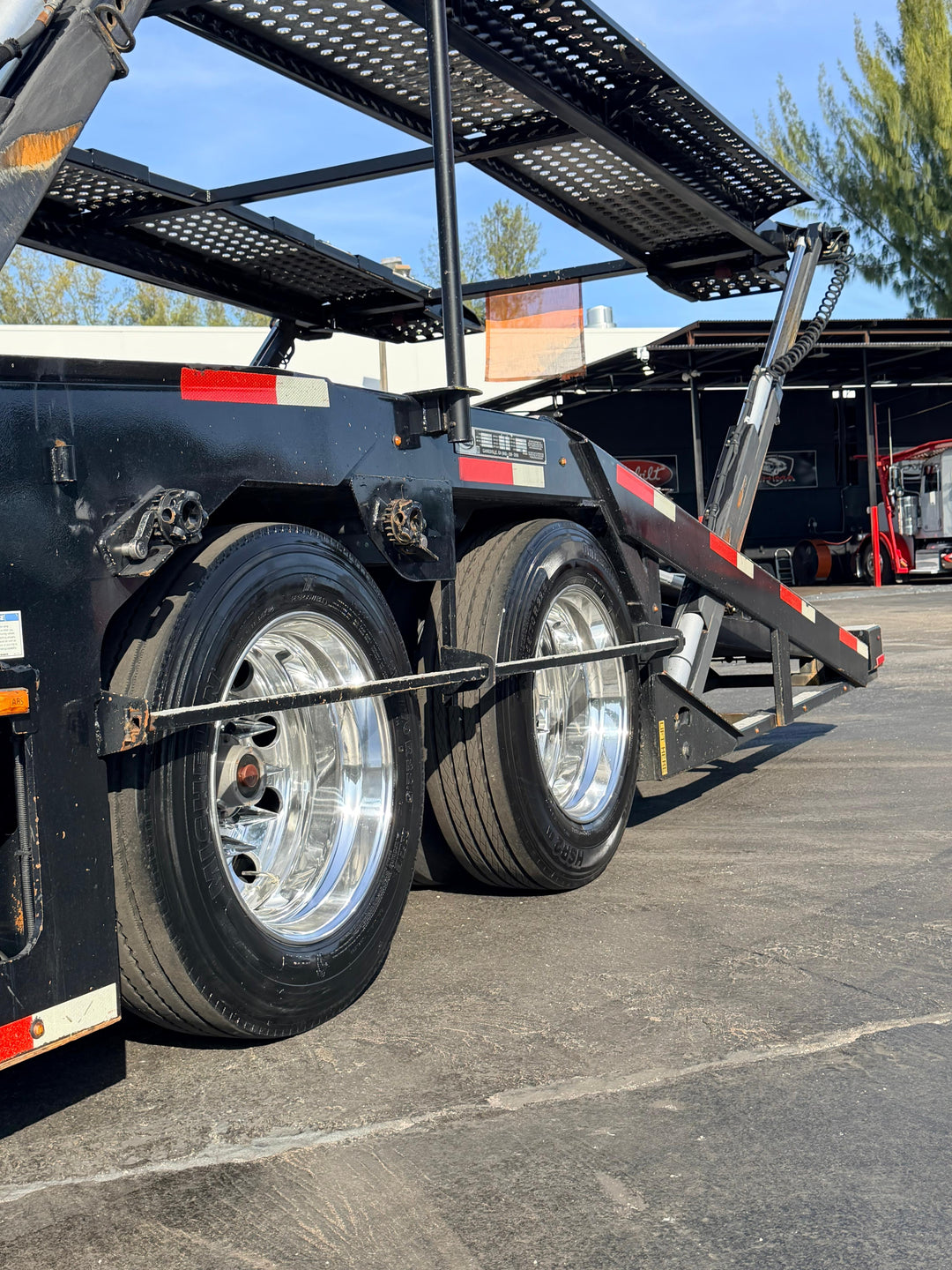 2017 KW T680 w/a 2018 Cottrell 5307 XL