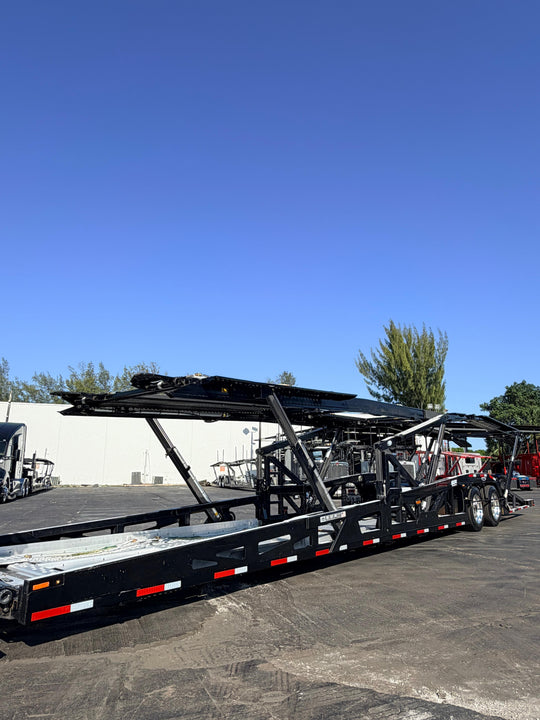 2019 Peterbilt 389 w/a 2020 Cottrell CX09 LSFA