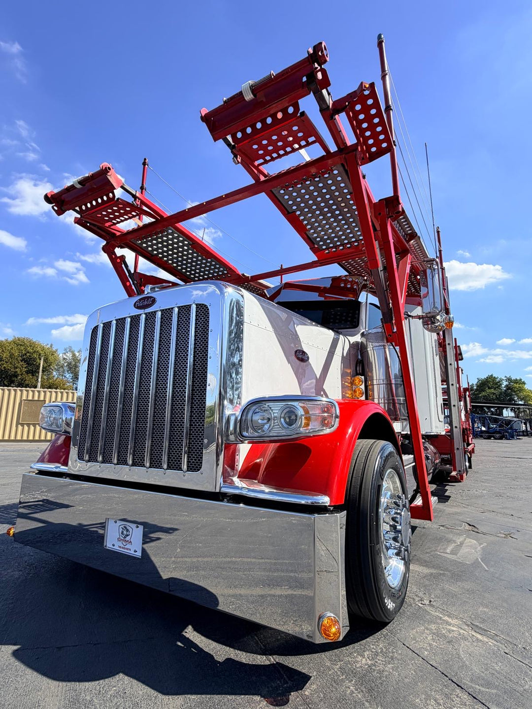 2020 Peterbilt 389 w/a 2021 Cottrell LSFA 80’