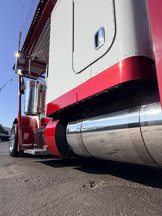 2022 Peterbilt 389 w/a 2022 Cottrell CX09 LSFA