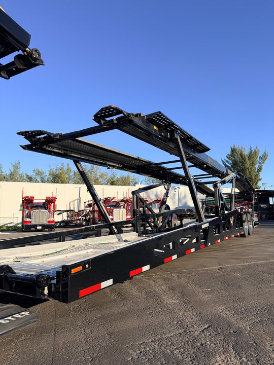 2019 Peterbilt 389 w/a 2019 Cottrell CX09 LSFA 80’