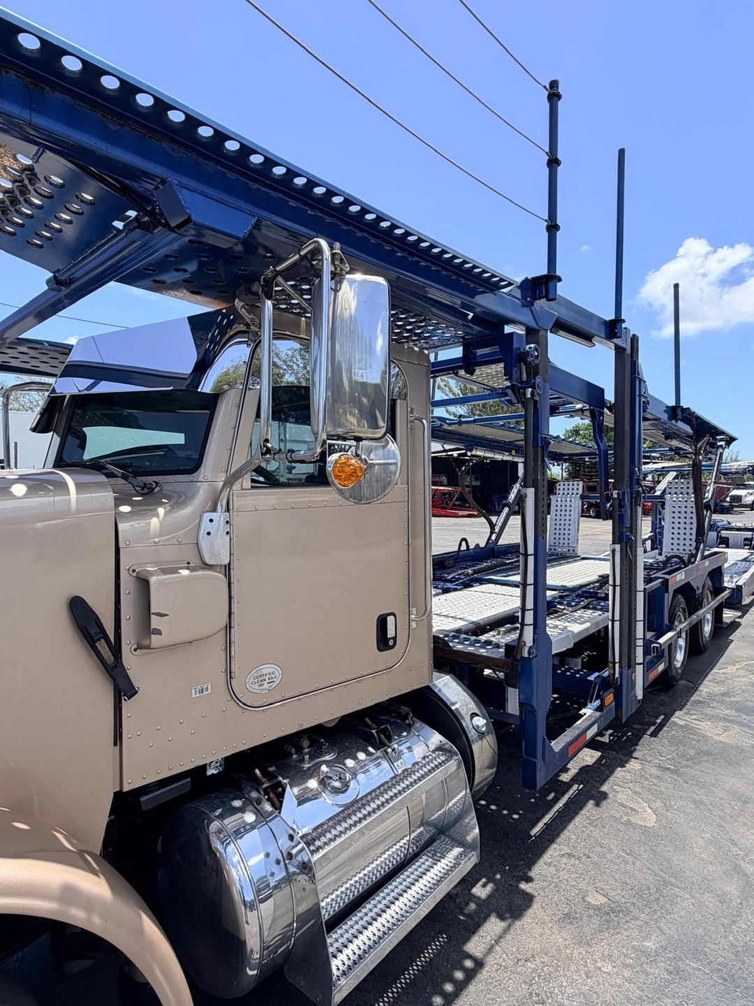 2019 Peterbilt 365 w/a 2019 Cottrell LSFA 80”