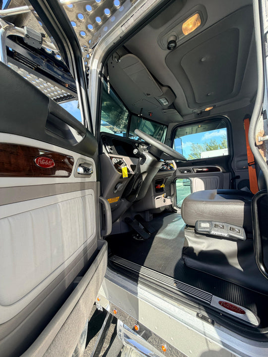 2024 Peterbilt 389 (ChopTop) w/a 2024 Cottrell CX09 LSFA 80”