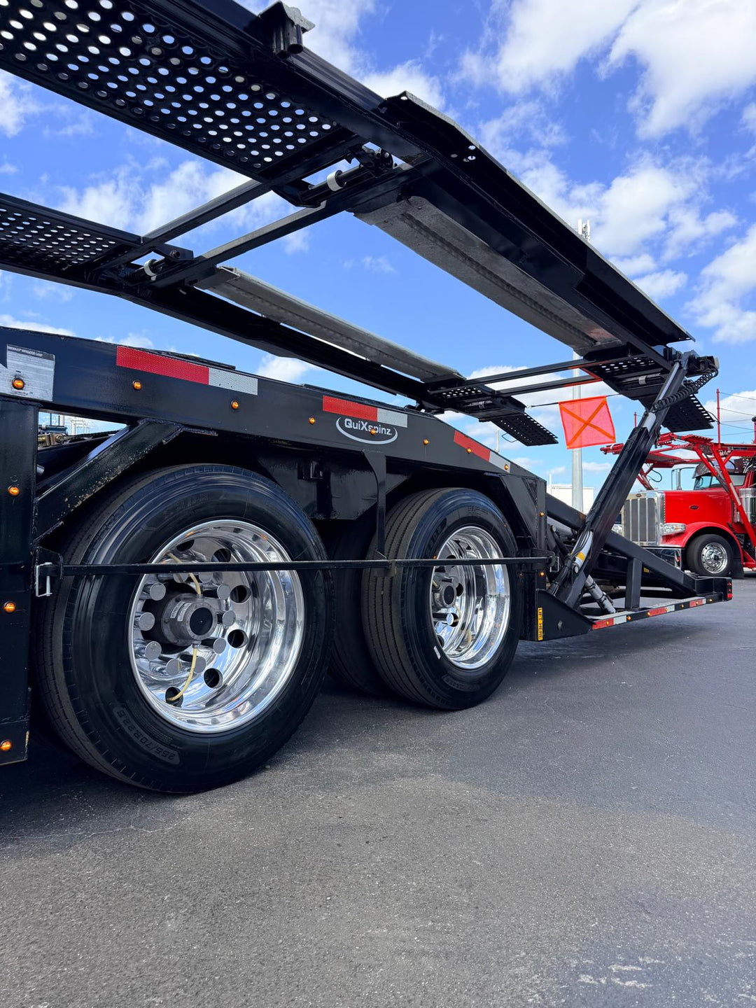 2021 Peterbilt 389 (ChopTop) w/a 2023 Cottrell LSFA 80”