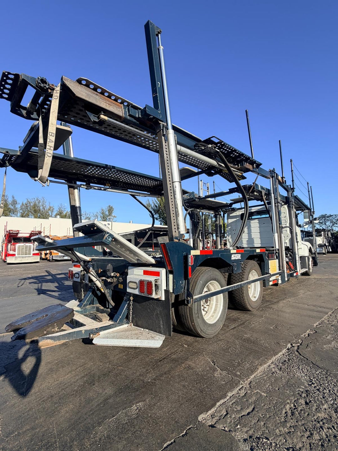 2015 Volvo VAH62200