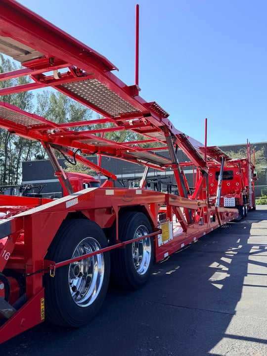 2022 Peterbilt 389 w/a 2020 Cottrell LSFA 80’
