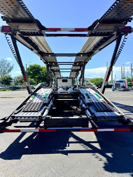 2021 Peterbilt 389 w/a 2022 Cottrell LSFA 80”