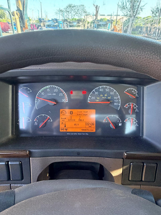 2015 Volvo VAH62200