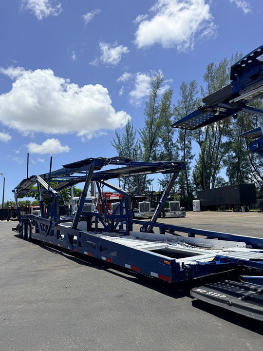 2019 Peterbilt 365 w/a 2019 Cottrell LSFA 80”