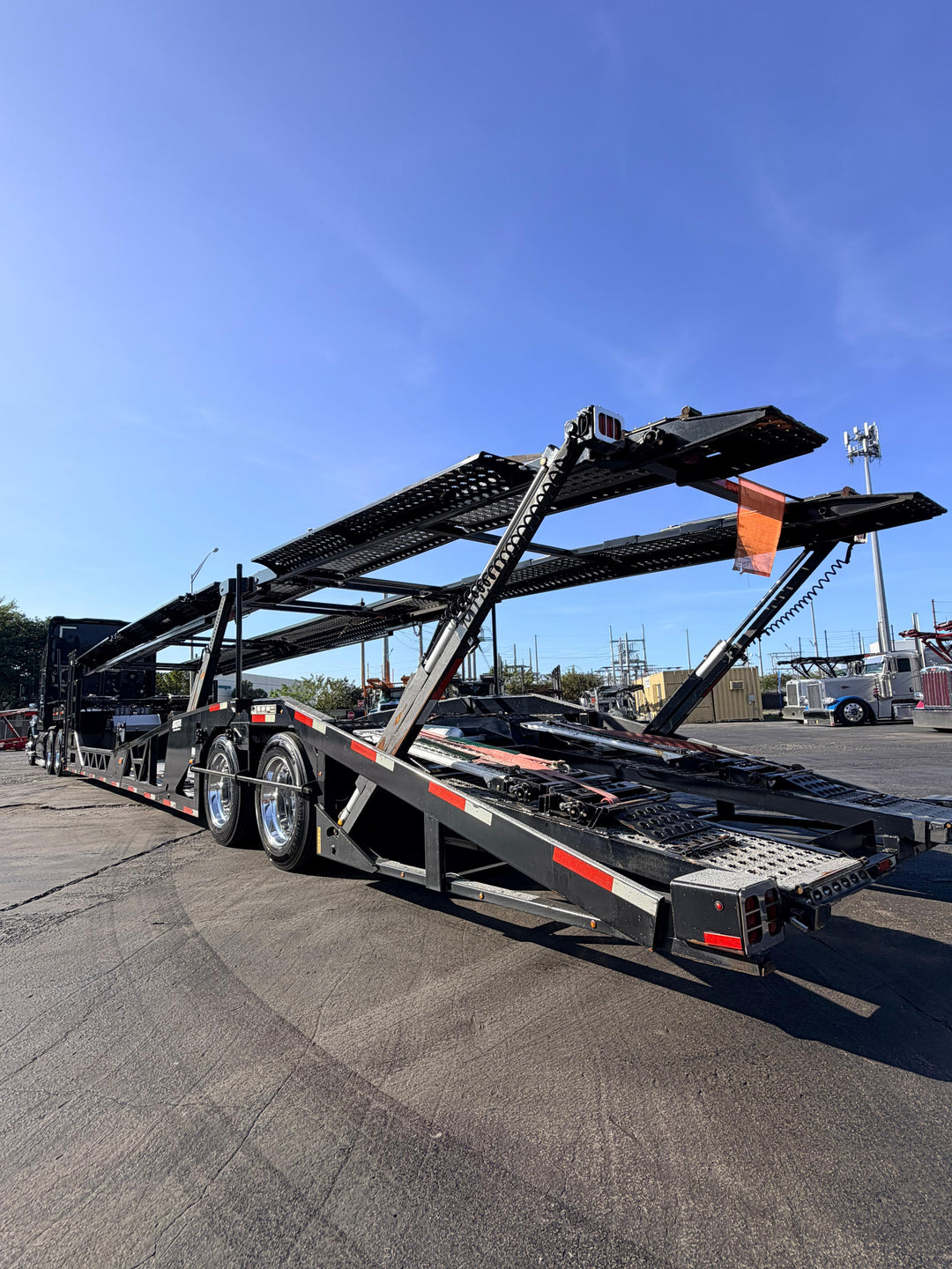 2017 KW T680 w/a 2018 Cottrell 5307 XL