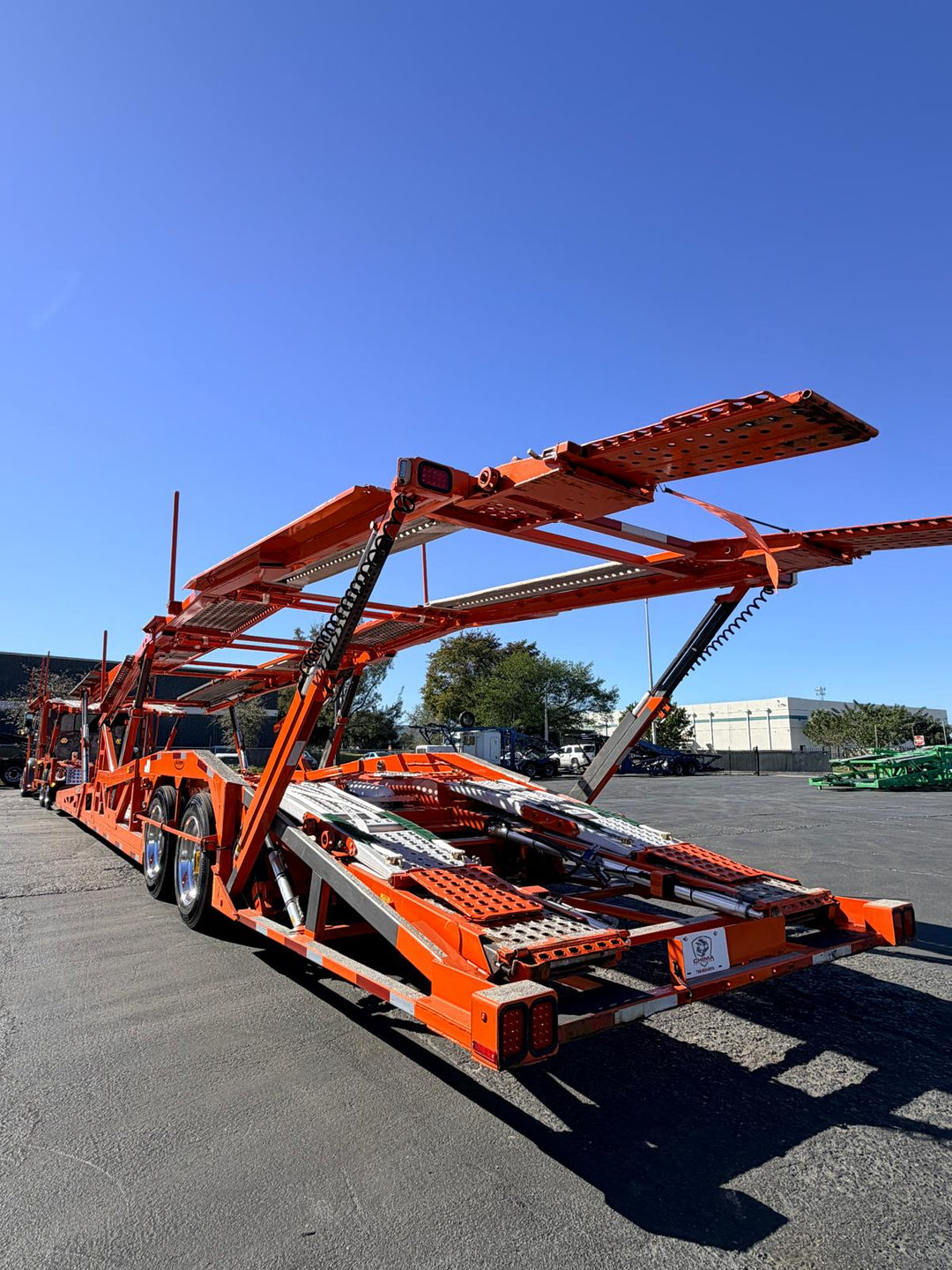 2020 Peterbilt 389 w/a 2021 Cottrell LSFA 80”