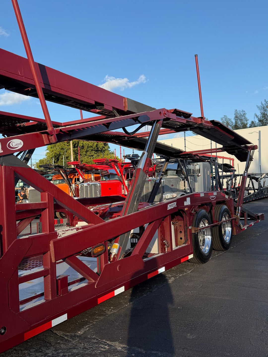 2019 Peterbilt 389 w/a 2019 Cottrell CX-09 LSFA 80 Footer