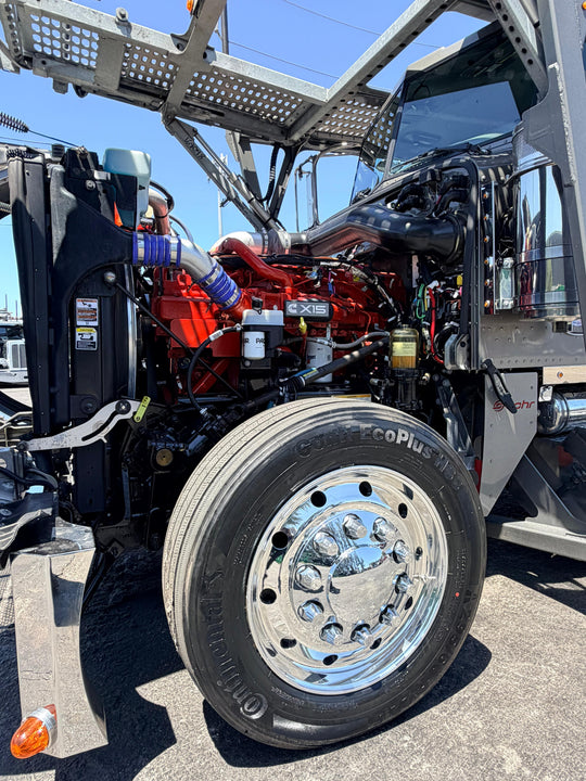 2024 Peterbilt 389 w/a 2023 Lohr G20