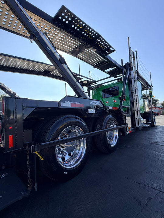 2019 Peterbilt 389 w/a 2020 Cottrell CX09 LSFA