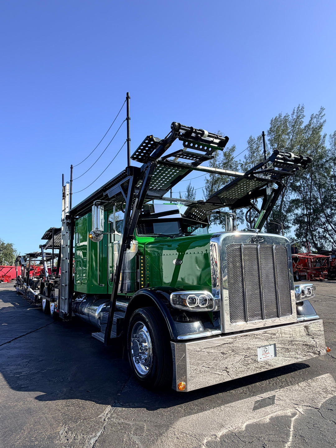 2019 Peterbilt 389 w/a 2020 Cottrell CX09 LSFA
