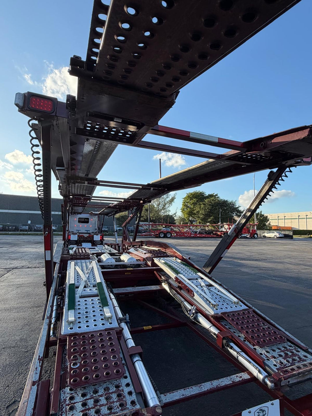 2019 Peterbilt 389 w/a 2019 Cottrell CX-09 LSFA 80 Footer