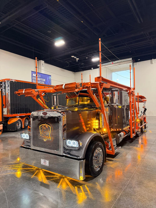 2020 Peterbilt 389 w/a 2021 Cottrell LSFA 80”