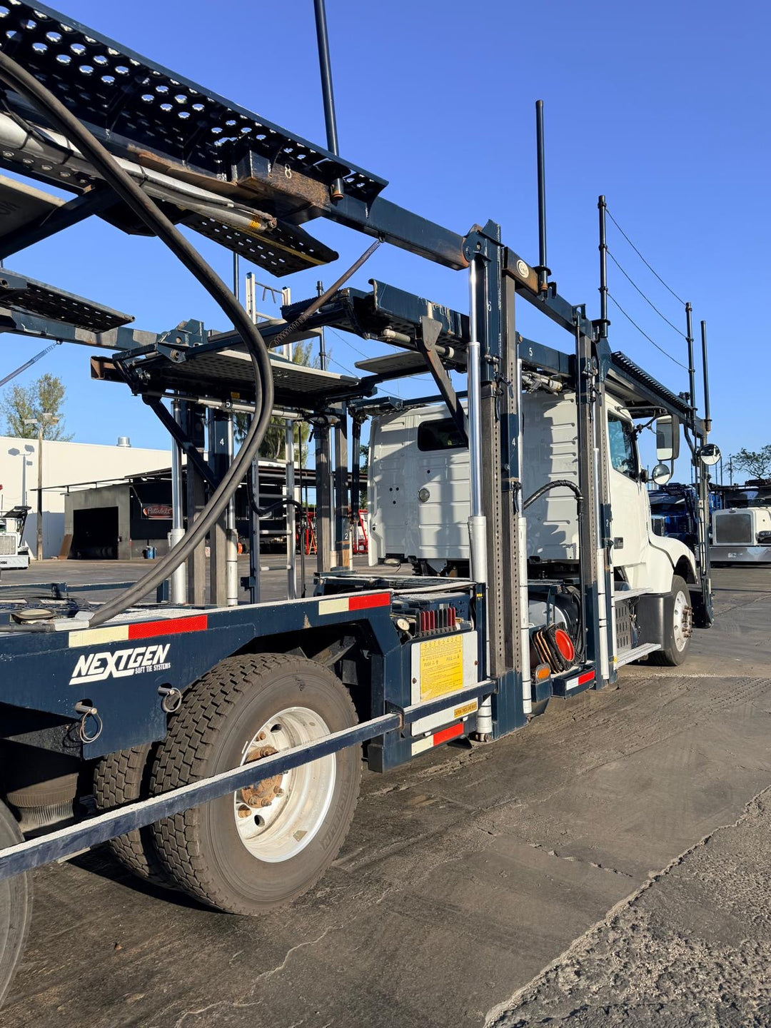 2015 Volvo VAH62200