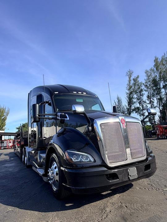2017 KW T680 w/a 2018 Cottrell 5307 XL